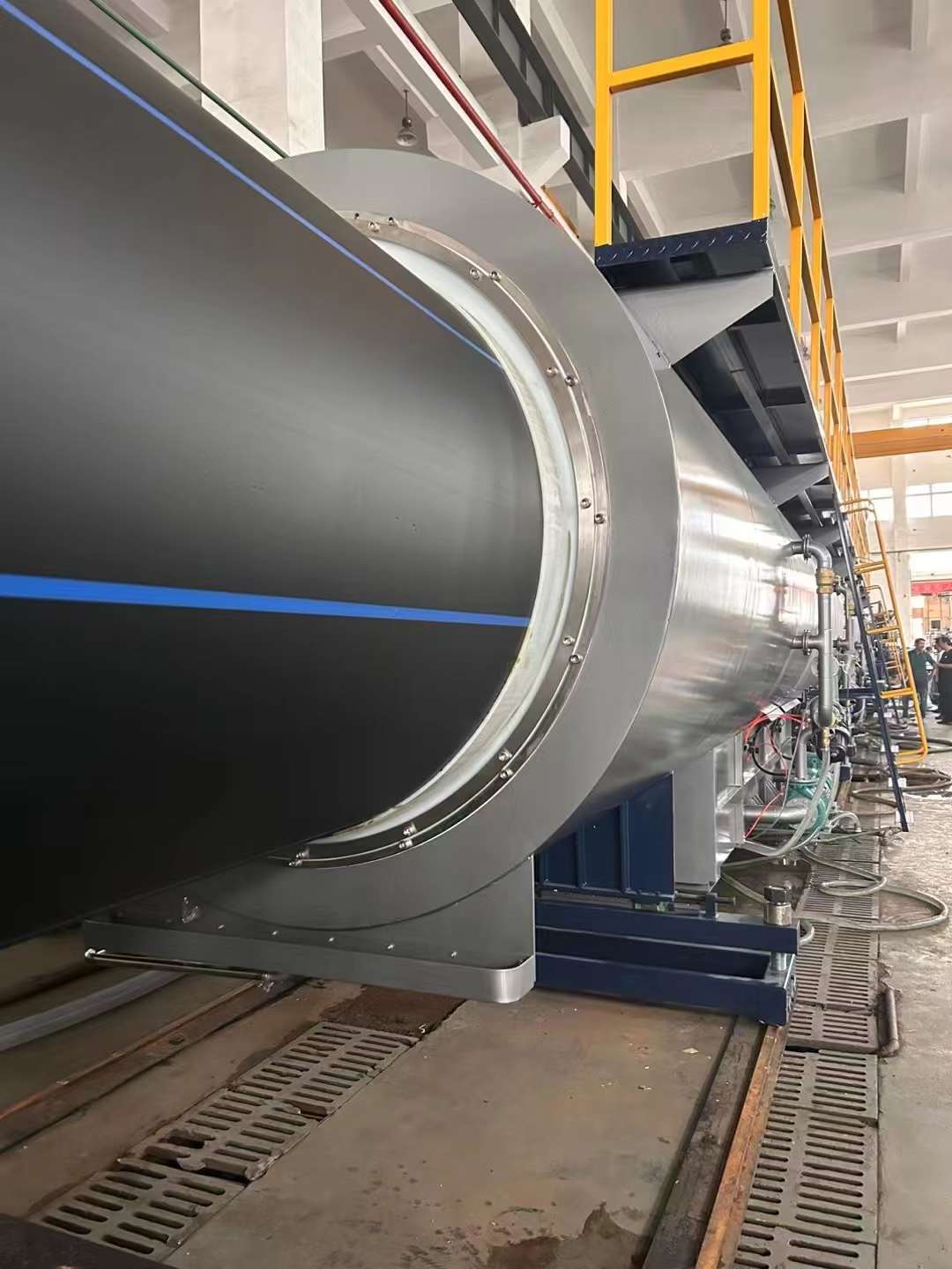 Новая экструзионная линия PE1600(SDR13.6) успешно завершена и ожидает поставки!