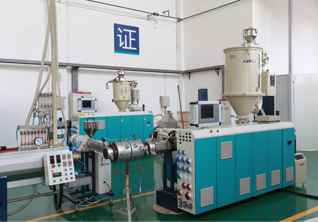 Техническое обслуживание одношнекового экструдера