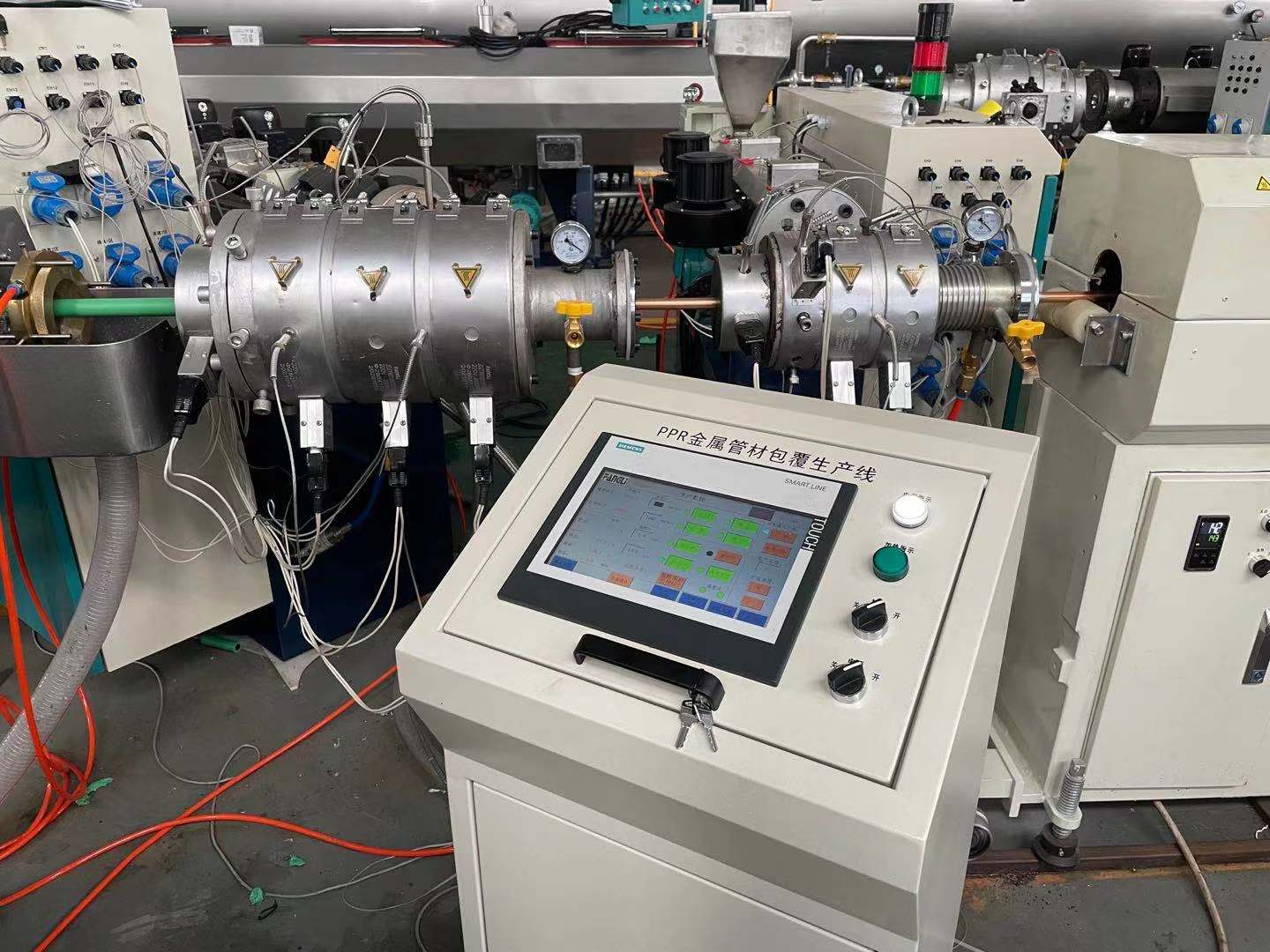 Как обслуживать линию по производству труб из композитных материалов